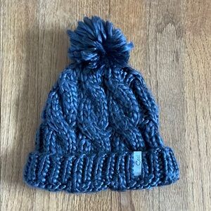 Coal Beanie “the Rosa”